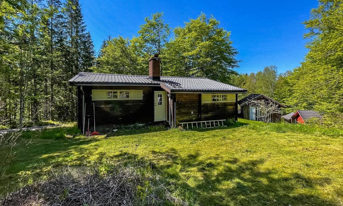 Ljung House | Gorgeous home in Mollaryd with WiFi