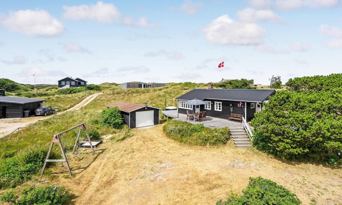 Grærup Strand House | Gorgeous home in Oksbøl with kitchen