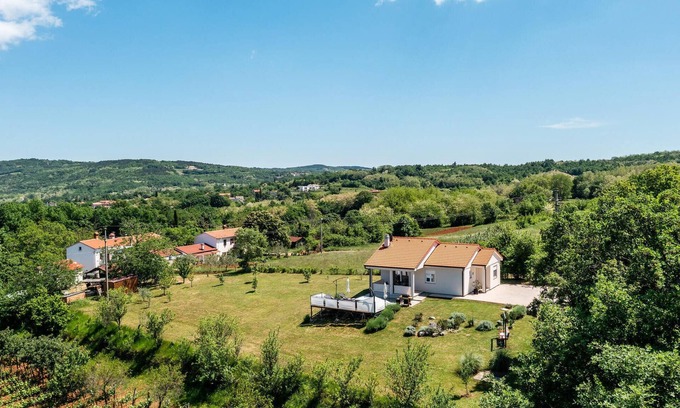 Karojba House | Gorgeous home in Rakotule