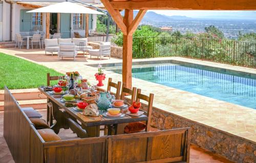 Pietrasanta House | Gorgeous Home In Strettoia