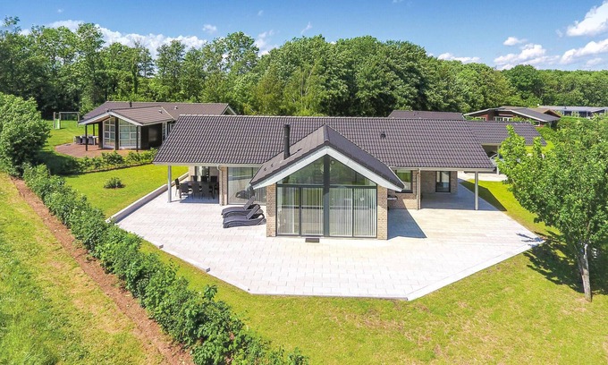 Sydals House | Gorgeous home in Sydals with WiFi