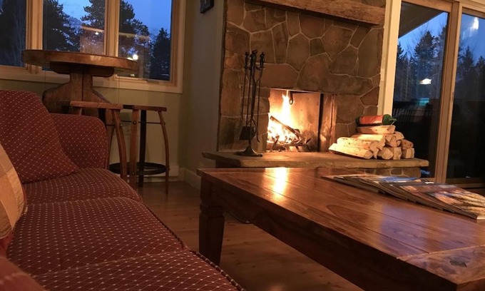 Moose Wilson Road Apartment | Gorgeous Jackson Hole Condo in Top location with Great Views and Private Deck with Barbeque!