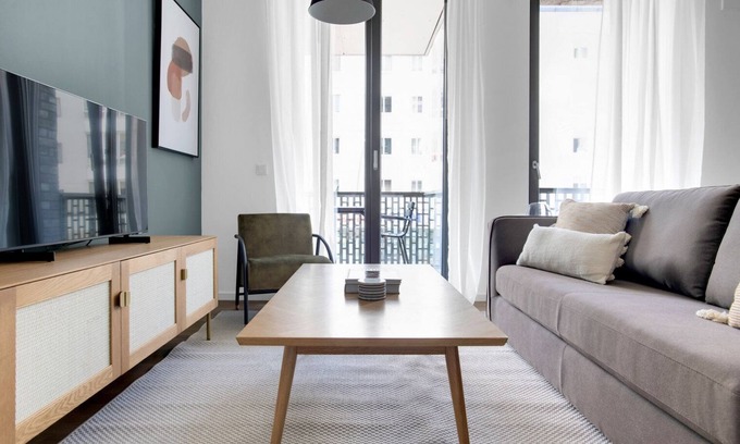 Tiergarten Apartment | Gorgeous Mitte 2BR nr Potsdamer Platz, by Blueground
