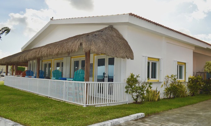 Costa Maya House | Gorgeous Oceanfront at Costa del Sol