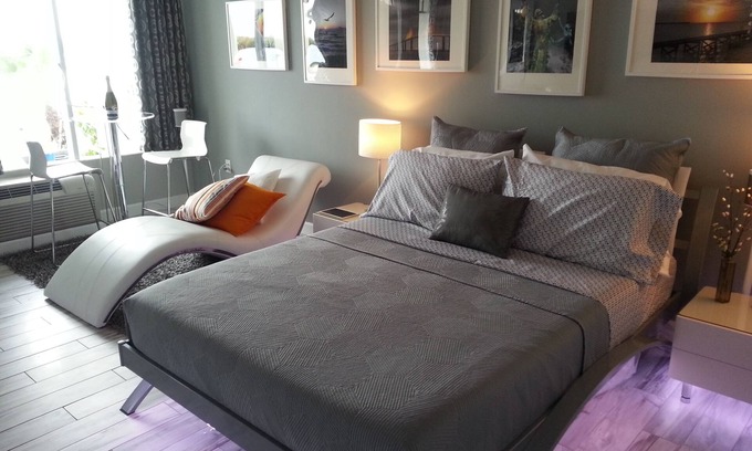 Ruskin Apartment | Gorgeous Water Getaway, Totally Renovated For Your Enjoyment