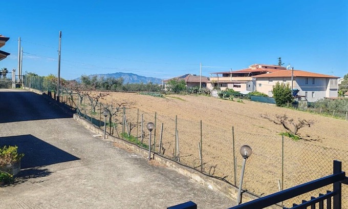Partinico Apartment | GOTHA HOME: cozy apartment for a relaxing vacation with parking.
