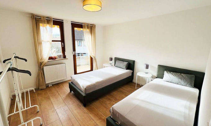 Uhingen Apartment | Gp03 - Ferienwohnung mit Balkon in Göppingen, 78 qm, 3,5 Zimmer, Max. 4 Personen