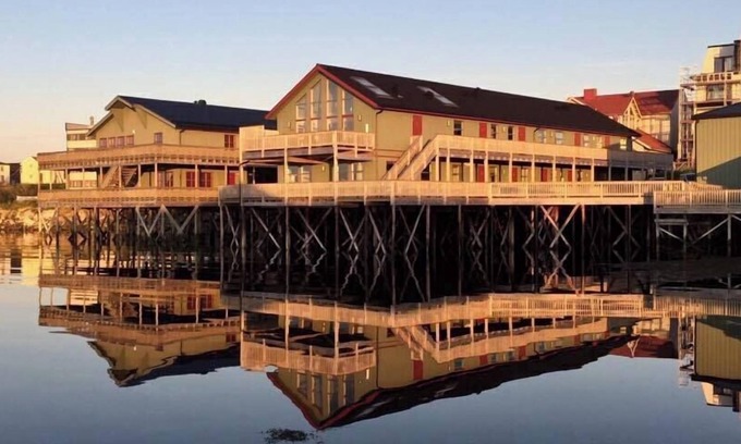 Andenes Hotel | Grønnbuene Rorbu Hotel