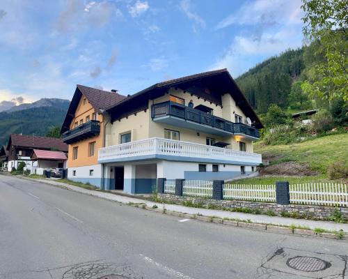 Tragoß-Sankt Katharein Villa | Grüner See Hotel & Residenzen