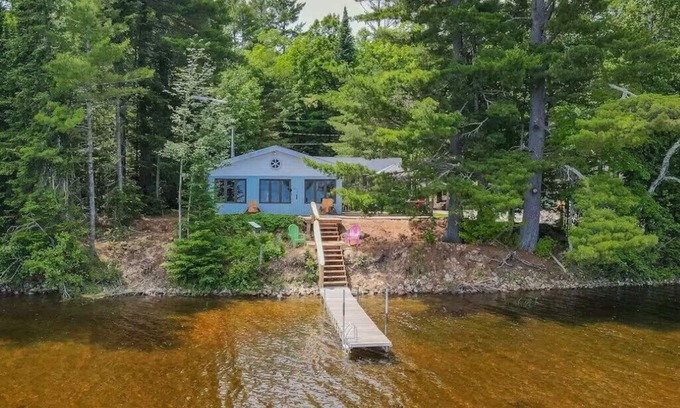 Madawaska Valley Cottage | Gramma's on the Lake