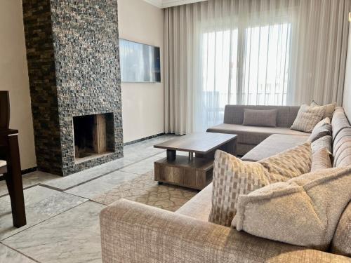 Casablanca Apartment | Grand Appartement Vue mer à Ain Diab - Calme Absolu
