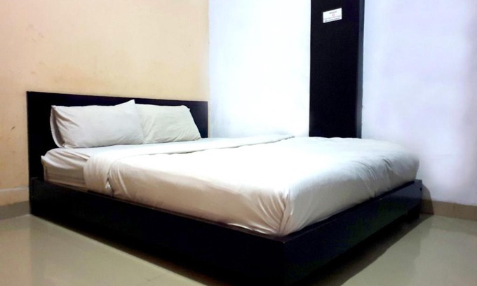 Panakkukang Hotel | Grand Azizah Makassar RedPartner