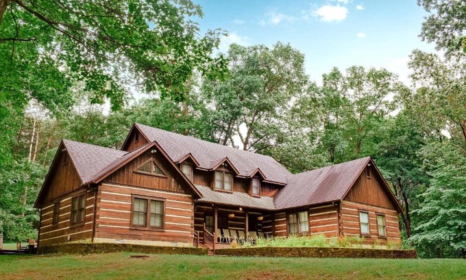 Nashville House | Grand Cabin