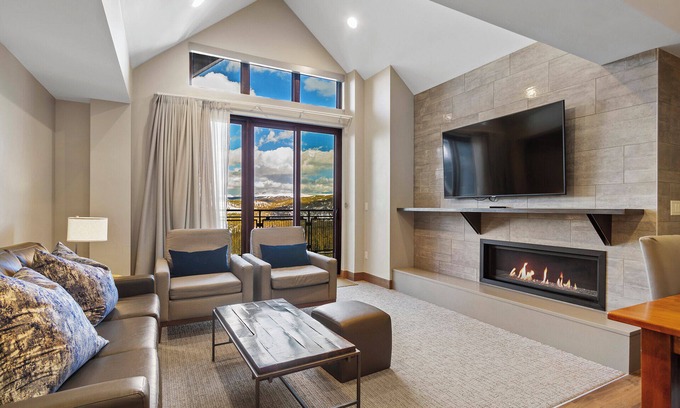 Boulder Ridge Condo | Grand Colorado on Peak 8 1Bedroom - Ski in/out