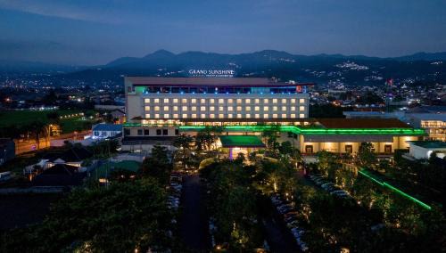 Soreang Hotel | Grand Sunshine Resort & Convention
