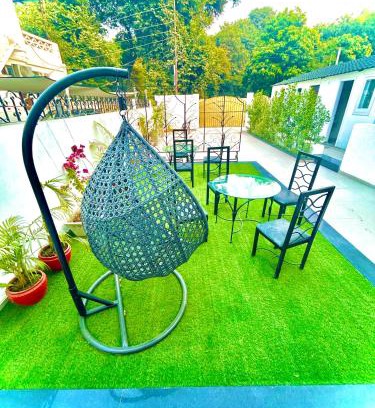 Amritsar Bed & Breakfast | Grand Villa