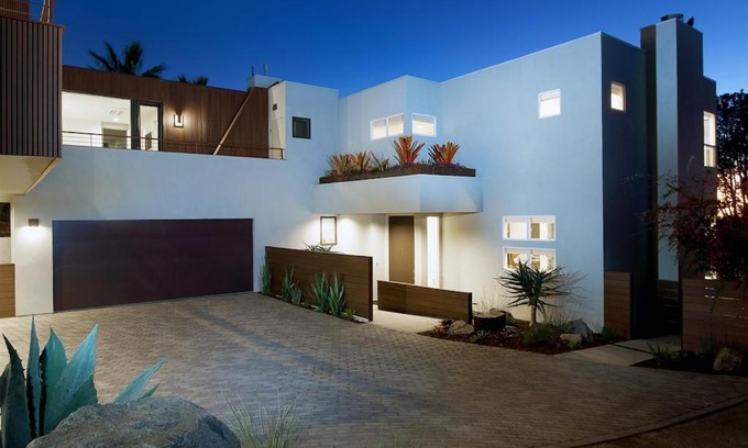 Leucadia House | Grandview Getaway, Luxury 4BR, Ocean View, Fire Pit