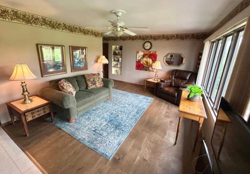 Marseilles House | Grannys Place