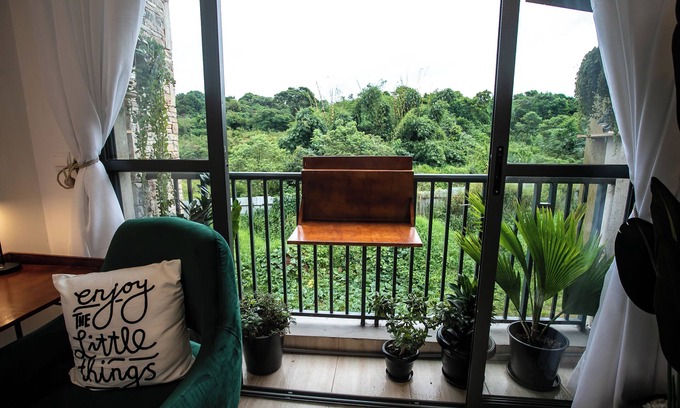 Entebbe House | Gray Haven Lakeside Condo. Cozy 1-bedroom in delightful Entebbe