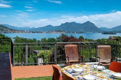 Baveno Apartment | Grazia - Bilocale con Vista Lago e Giardino