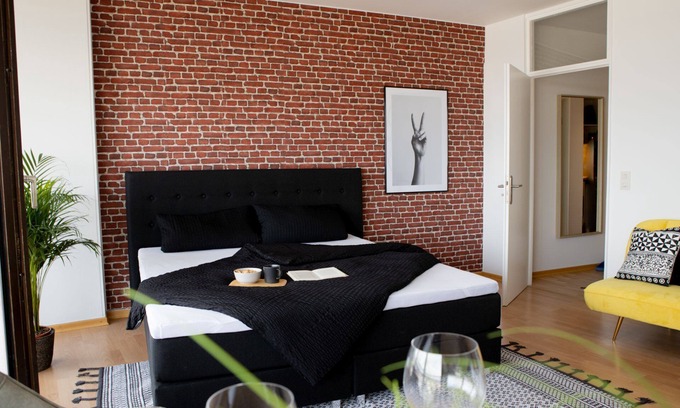 Rosenau- und Thelottviertel Apartment | ☆Great apartment☆Wide view☆29th floor☆Netflix☆Center