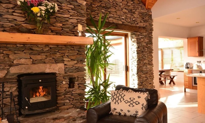 Dunquin House | Great Blasket View 4 bedroom house VRBO