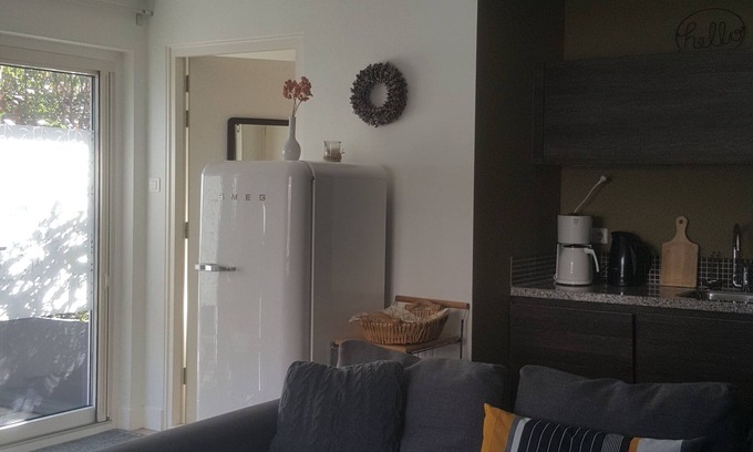 Amsterdam East Apartment | Great Canal Studio 15 min downtown