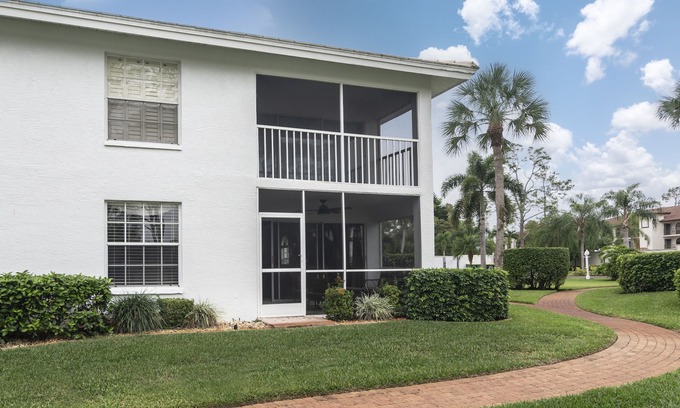 Gleneagles Condo | Great first floor unit with easy access has everything.nmultiple month discounts
