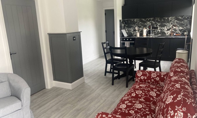 County Cork House | Great location within easy reach of beach, Cork City, FOTA Wildlife Park