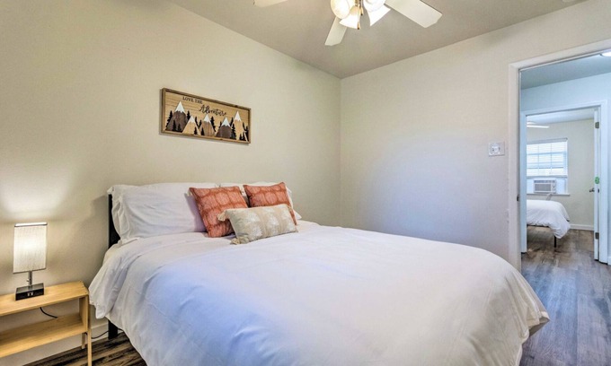 Capital View Apartment | Great location! 2-BR with queen bed near UAMS, Little Rock with WiFi, AC