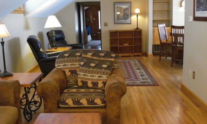 Leland Apartment | Great Location Next to Fishtown in Leland