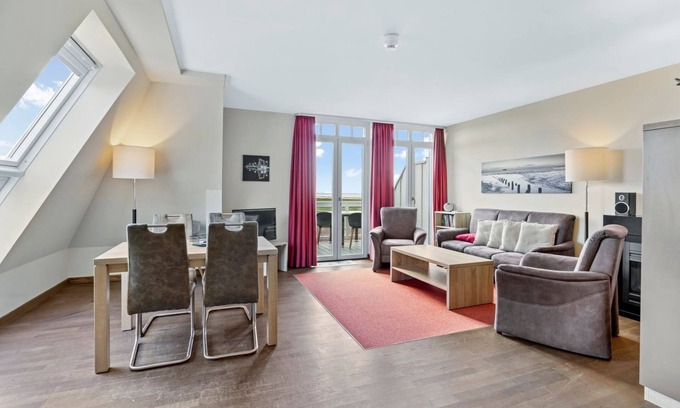 Wremen Apartment | Great, quiet apartment near the beach with sauna, sea view and two balconies