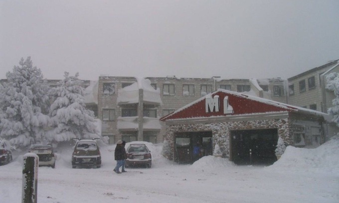 Snowshoe Resort | Great Ski Location. Ski in and out of slopes steps away from Ballhooter lift.