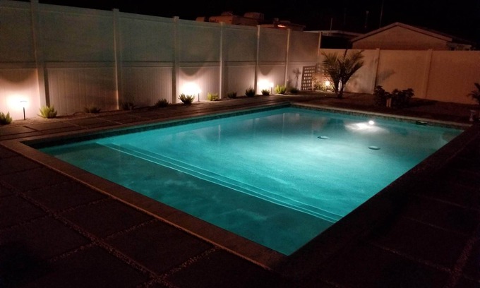 Sarasota Springs House | Great Value! Immaculate, minutes from the beach, With heated pool !