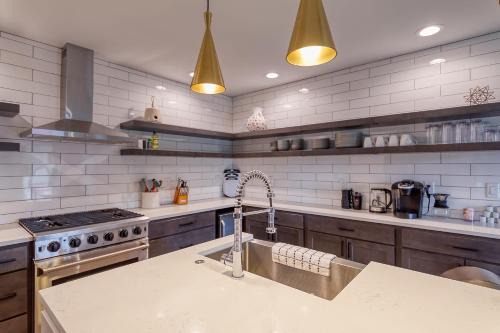Burns Park House | Great Value in A2 close to UofM Private Suite
