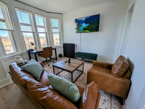 Seward Place Apartment | Great Value Unit in Union A10