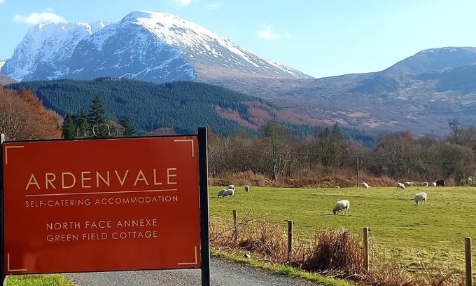 Torlundy House | Green Field Cottage at Ardenvale Self Catering