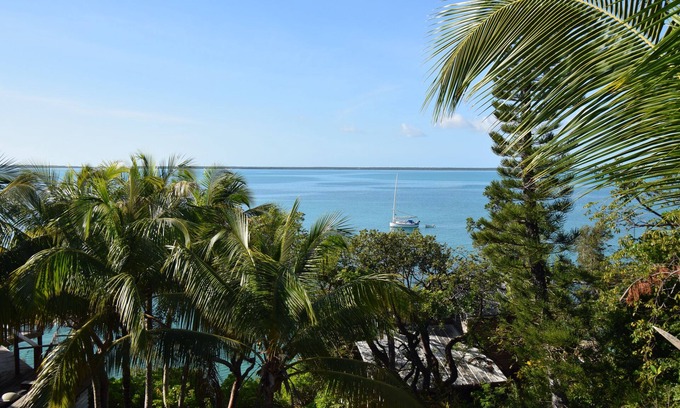 Green Turtle Cay House | Green Turtle Cay Home, Sleeps 7, With Dock Slip And Amazing Sunset Views