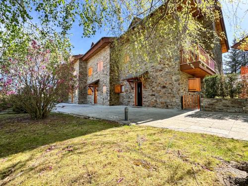 Puigcerda Ski Chalet | Green Valley Puigcerdà