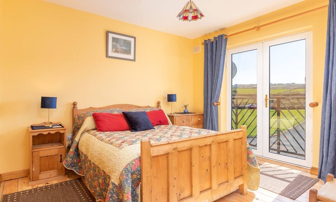 Lahinch House | Greenfield Park 10 (15min walk to Lahinch Beach)