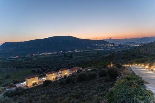 Lefkakia Apartment | Gregory's Farm