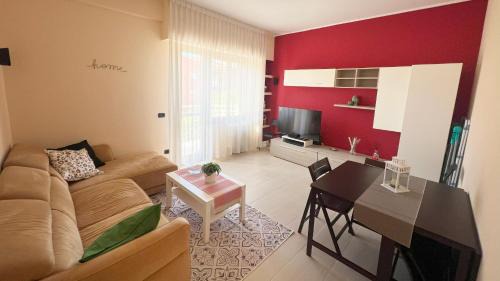 Cinecitta Apartment | GrimHouse, nuovo trilocale in Lucio Sestio