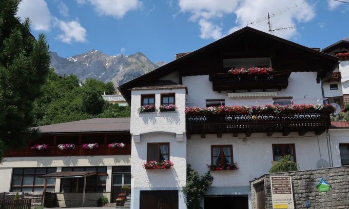 Grins Apartment | Grins Apartment, Sleeps 5 with Free WiFi