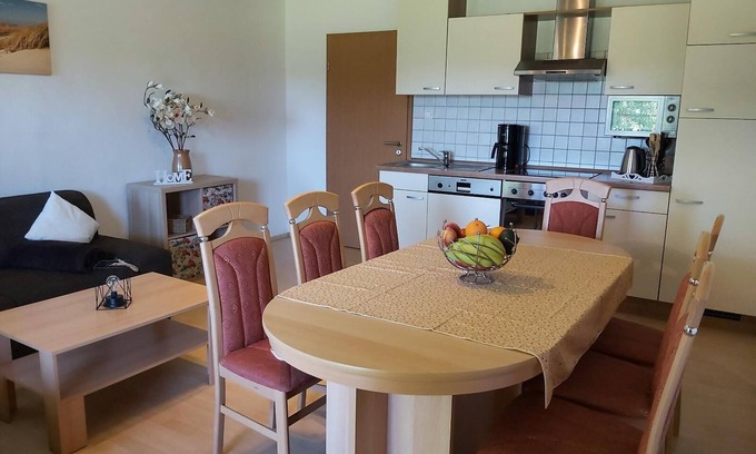 Waldmuenchen Apartment | Große Ferienwohnung für bis zu 10 Personen mit Balkon