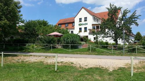 Naumburg House | GROBER's Reiterhof