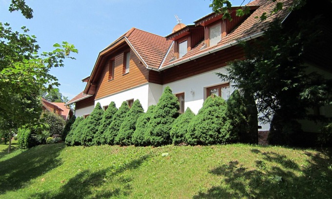 Zalacsany Apartment | Ground floor apartment with a large terrace