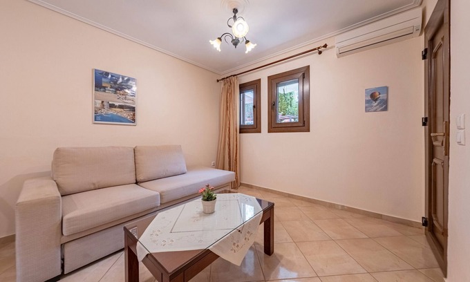 Sivota Apartment | Ground Floor Apartment with Wi-Fi and Air Conditioning