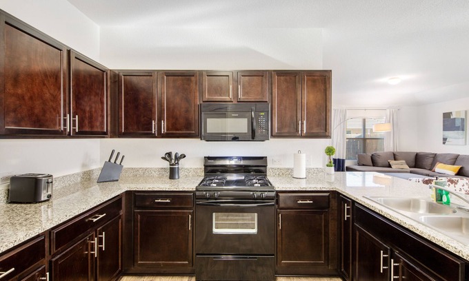 Austin House | Ground-floor home with foosball table, washer/dryer, AC, enclosed patio & WiFi