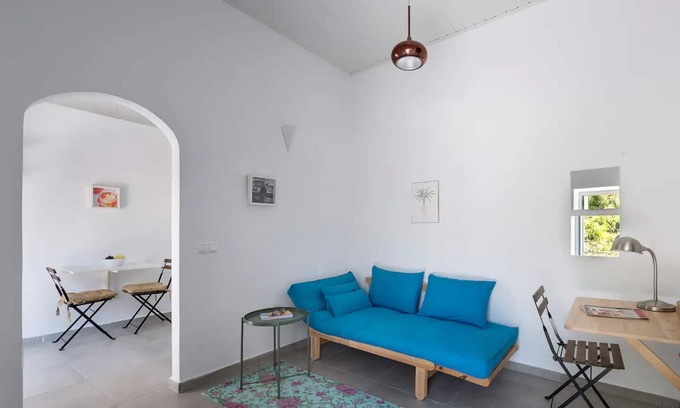 Poros House | Ground floor of renovated townhouse with large veranda