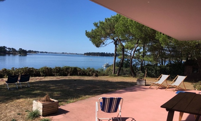 Larmor-Baden House | Ground floor with panoramic view of the Gulf of Morbihan and access to the beach